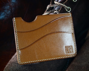 Saddle tan Minimalist card wallet case : Front pocket wallet EDC vegetable tanned buffalo calf. Made in New York!
