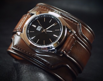 Rich Brown Leather cuff watch : Rich tones layered leather watchband. Hand Made In New York