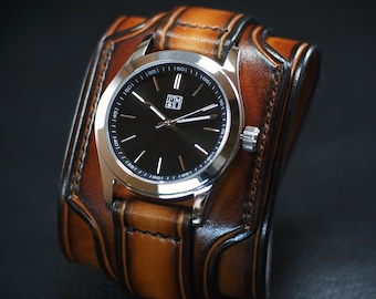 Leather cuff watch : Tobacco sunburst Wide and layered Brown watch band. Rich fine, aged style!