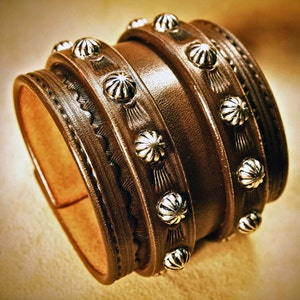 Brown Leather Wrist Cuff : Saddle BrownTraditional studded American Cowboy ROCKSTAR Bracelet. Made in New York image 1