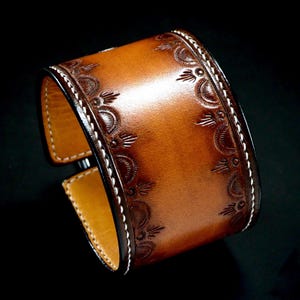 Leather cuff Brown Vintage sunburst Hand tooled and Handstitched
