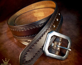 Brown leather belt :  Tooled Western border with Distressed buckle 1-3/4" wide. Handmade in USA by Freddie Matara