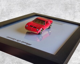 Lamborghini Miura SV 3D Car Poster Kultowy samochód sportowy Sztuka ścienna | Fajne prezenty wyścigowe dla niego | Unikalne oprawione dzieło sztuki Wystrój samochodowy