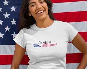 Freedom Women's Crew Tee, Freedom Women's Fitted T-shirt, patriottisch T-shirt, patriottisch T-shirt voor dames, rood wit en blauw T-shirt, T-shirt Amerikaanse vlag