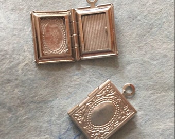 20 pcs - BOOK LOCKETS 13x11mm - Code 199 293 154 143