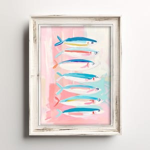 Dipinto di sardine impilate / Arte di pesci nautici costieri / Acquerello pastello rosa colorato / Decorazione di cottage in riva al mare / Casa sulla spiaggia estiva