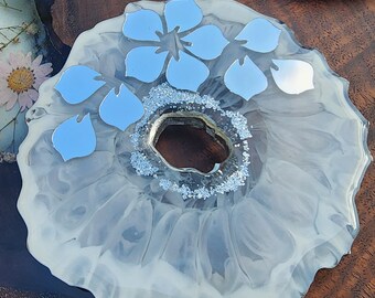 Set of stands made of light and dark silver resin with mirror inserts, handmade.