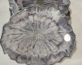 Set of coasters made of light and dark silver resin, handmade.