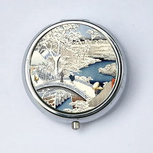 Japanese Woodblock Snow woodblock PILL CASE PILLBOX holder