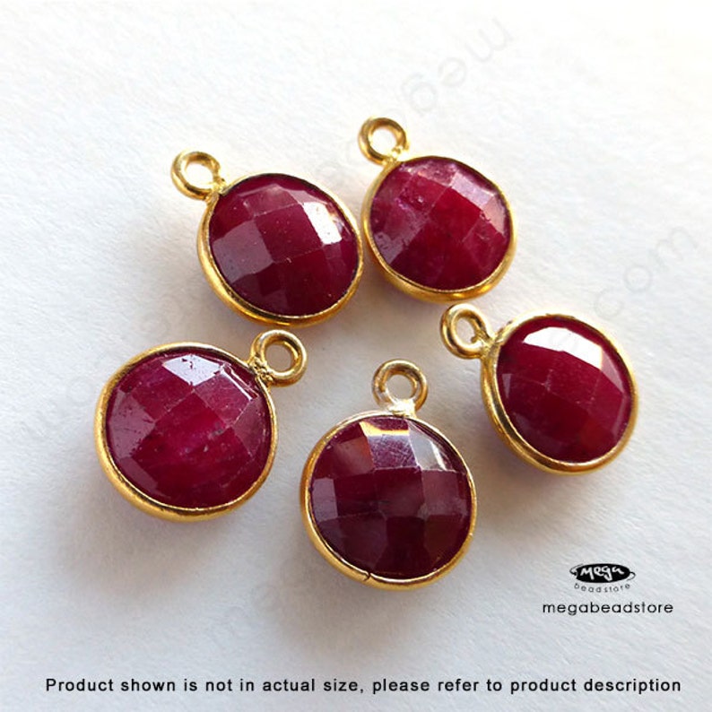 Gold bezel Pendant Charm F383 Dyed 4 pcs 8mm Red Ruby