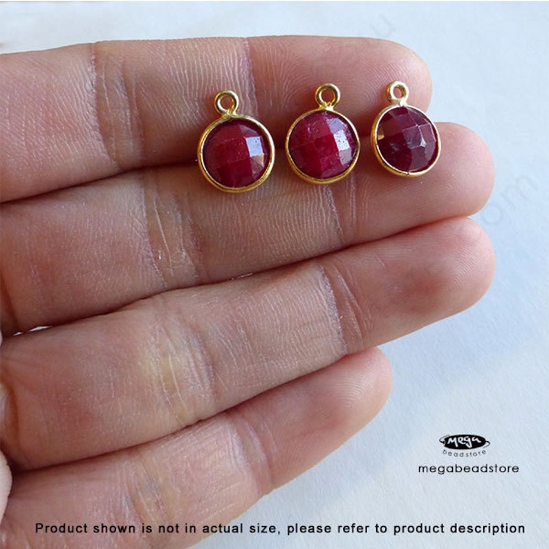 Gold bezel Pendant Charm F383 Dyed 4 pcs 8mm Red Ruby