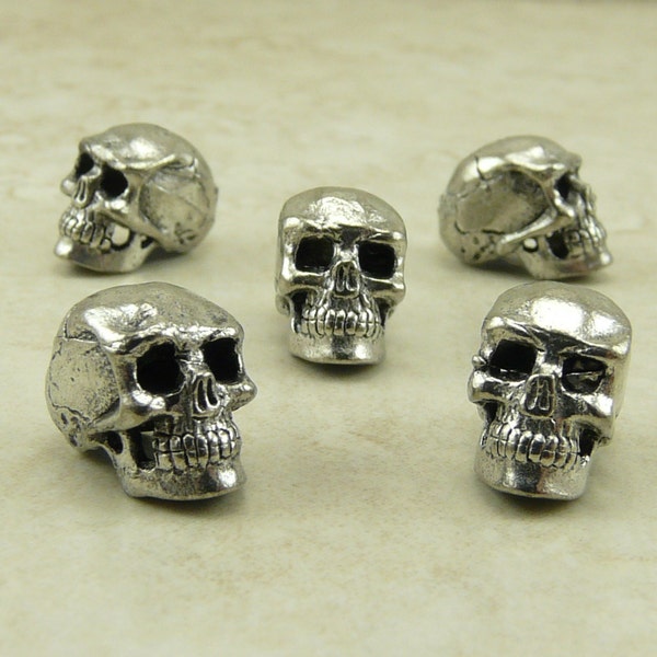 5 Realistic Human Skull Head Beads > Goth Gothic Halloween Day of the Dead  - Raw American Made Lead Free Silver Pewter Ship Internationally