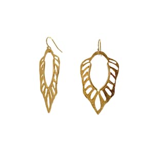 Mane of Gold Etched Earring