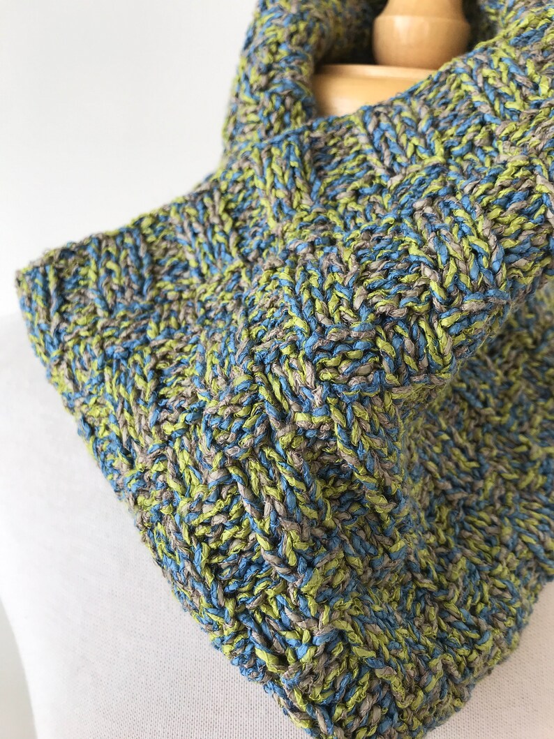 Hand Knit Cowl Scarf, Silk, Cotton, and Paper Blend Yarn, Green and Blue, Infinity, Circle, Neckwarmer, Natural, Neck Loop, Handmade, image 4