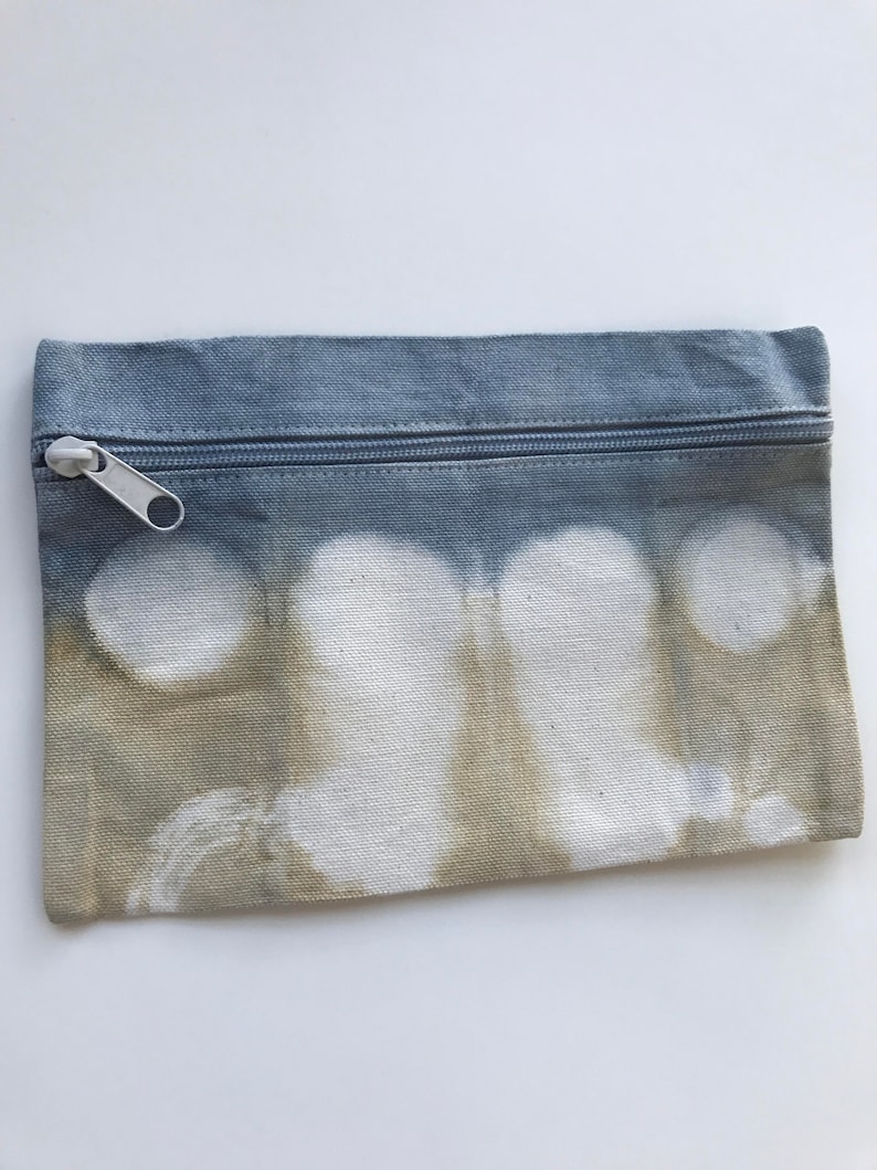 Makeup Travel Bag Cotton Canvas Zipper Pouch Purse Indigo Blue and Green Hand Dyed with Natural Dyes in Shibori Itajime Design