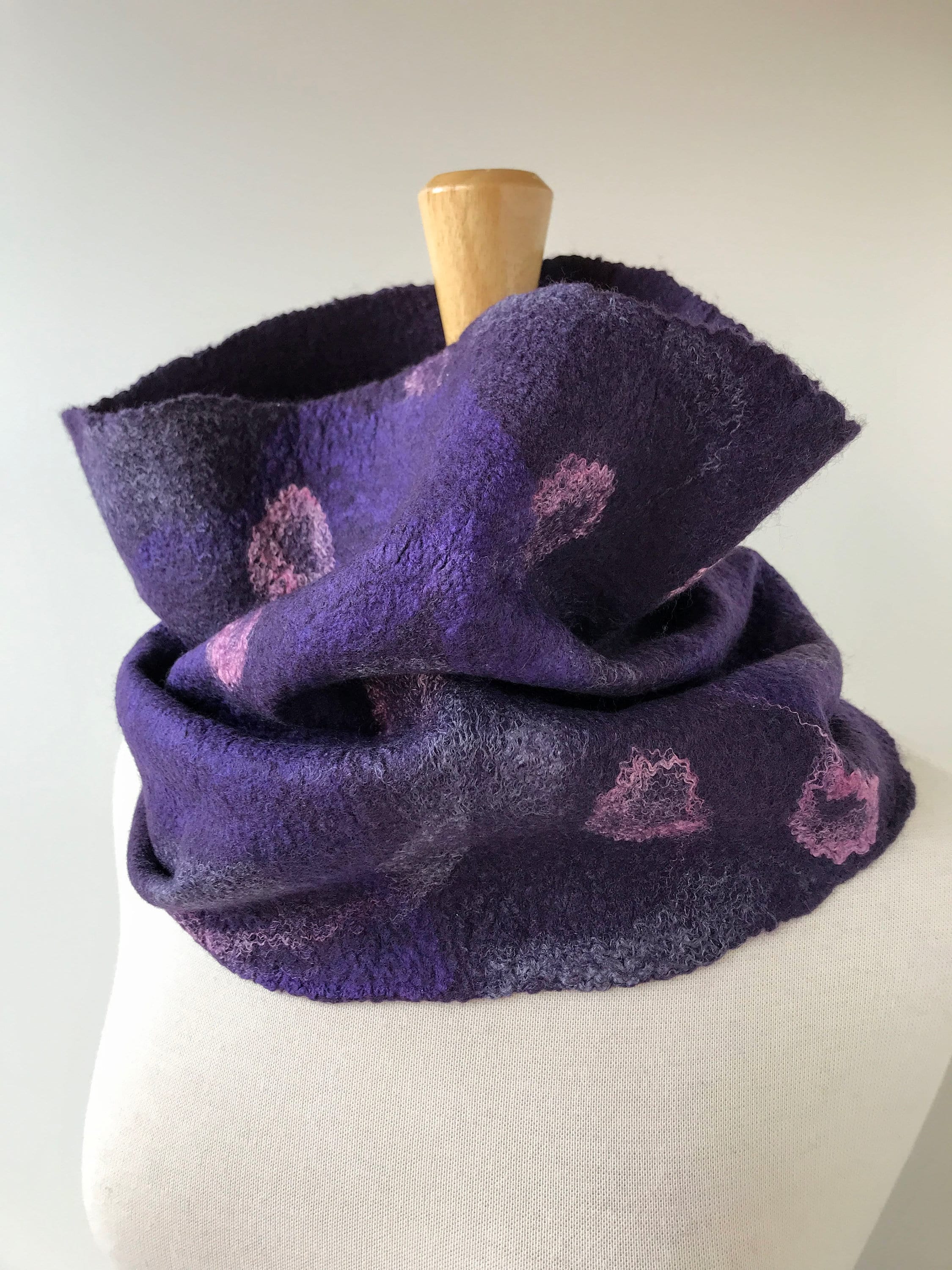 Neckwarmer Natural Hand Felted Fashion Silk Feather or Leaf Shape Unique Wrap One of a Kind Fiber Art Scarf in Purple Merino Wool