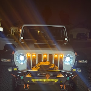 Jeep Front Grill LEDs 2018-2023 - 5 Piece LED Lights for JL/JT Wranglers and Gladiators - Super Bright