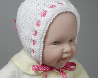 Pattern for an Adjustable Knitted Newborn Baby Hat