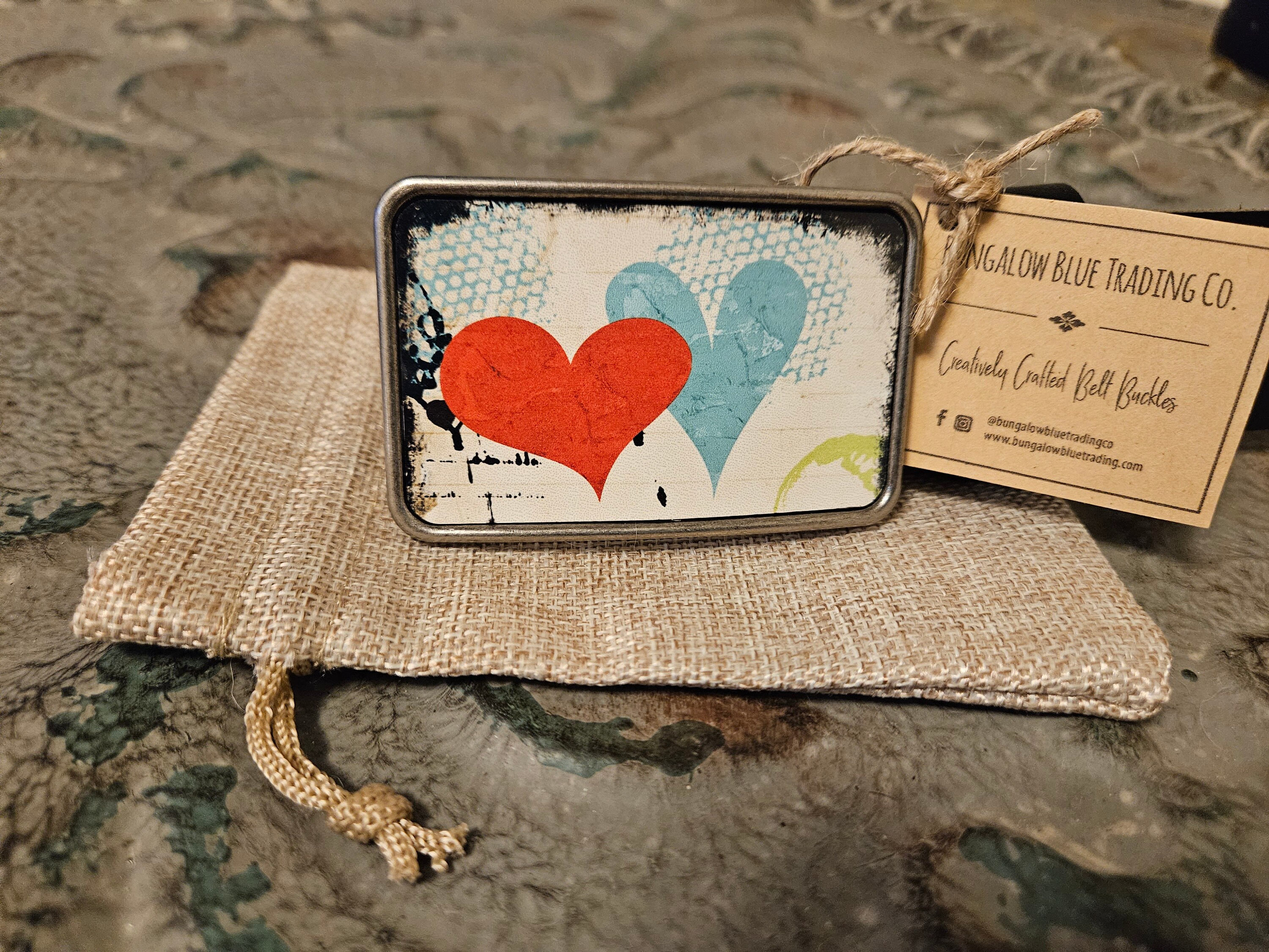 Abstract Heart Multicolor UNISEX Belt Buckle Two Deal Hearts - Vintage Award Design Medals Two Tone  main image 3
