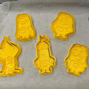 Despicable Me Minions Cookie Cutters w/ Stamps - Set of 5