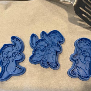 Lilo & Stitch Cookie Cutters w/ Stamps - set of 3