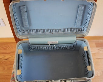 vintage SAMSONITE brand blue TRAIN CASE / luggage