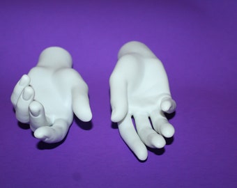 pair of supply white PLASTIC DISPLAY HANDS