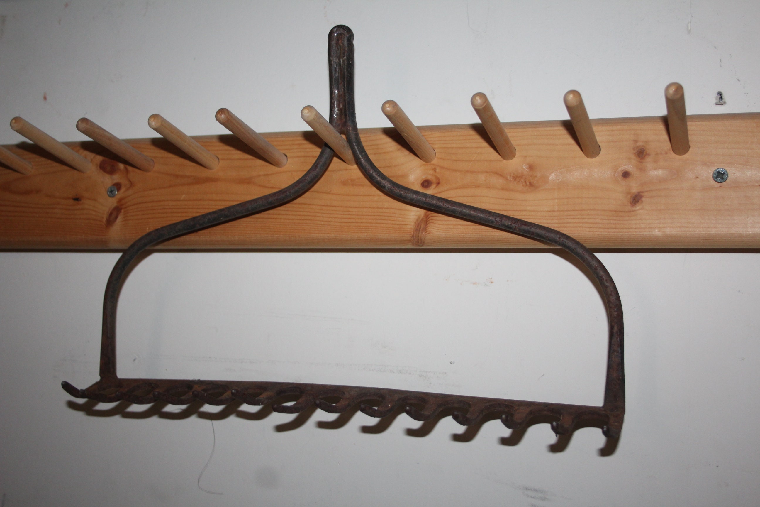 Vintage RUSTY Metal Rock Rake Head Turned DISPLAY / Staging PROP - Etsy