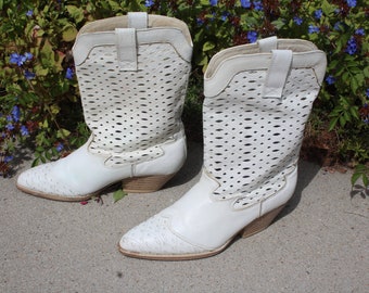 supply / costume LADIES white cowboy boots USA size 9
