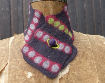 dark charcoal scarflette with stripes and dots