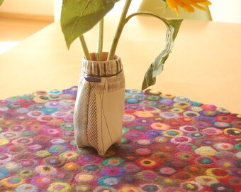 so many dots LARGE table runner