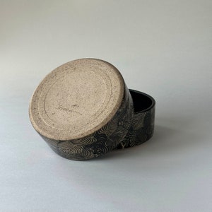 Set of 2 handmade ceramic bowls/dog bowls with leaves print image 6