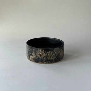 Set of 2 handmade ceramic bowls/dog bowls with leaves print image 3