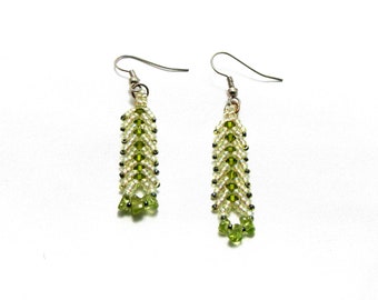 Light Green feather beaded earrings with Peridot chips