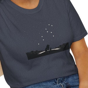 Leo der Löwe Sternbild mit Löwe und Junglöwe: Unisex Softstyle T-Shirt