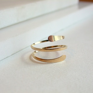 Wrapped Gold Ring. Spiral Gold Ring. Gold Stacking Rings. Stackable Gold Rings. Minimalist Gold Ring. Wraparound Gold Ring. Delicate Ring.