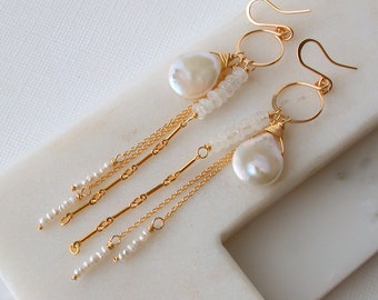 SALE! Pearl and Moonstone Slender Cluster. Perfect Bridal Earrings. Pearl Bridal Earrings. Pearl Wedding Jewelry. Moonstone Bridal Earrings