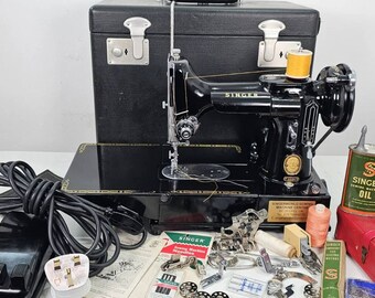 Hübsche „Singer Featherweight-Nähmaschine 222K getestet“