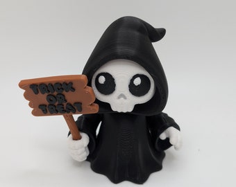 Grim Reaper Figurine: Halloween Decoration or Gift
