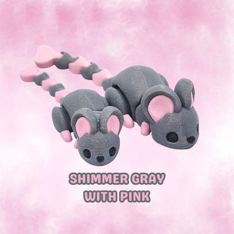 Mouse flexível com cauda em formato de coração – um brinquedo antiestresse adorável ou item de colecionador. Gray with Pink