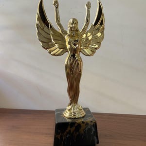 Female Victory Resin Trophy – Custom Engraved Award for Excellence, Achievement, or Recognition – Personalized Champion Tribute