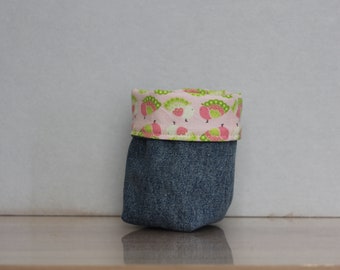 Upcycled denim - small fabric/denim pot - bird fabric - fully lined