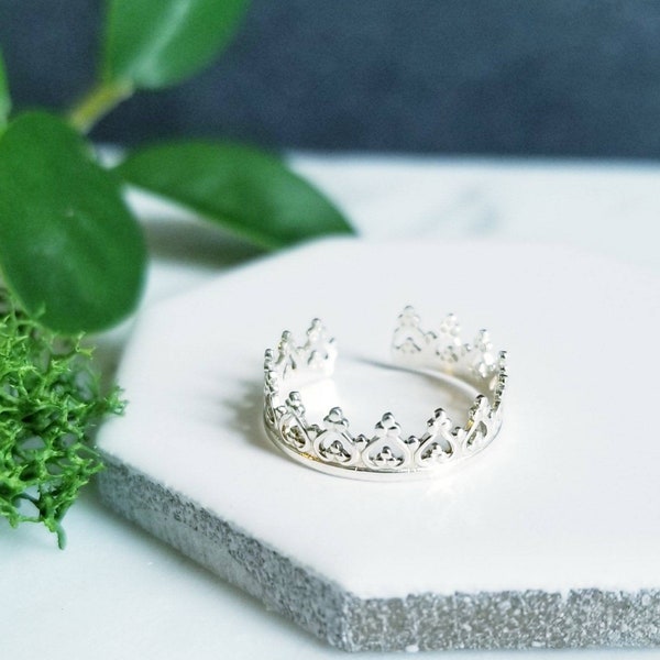 Sterling Silver Princess Crown Toe Ring Body Jewelry Gothic Crown summer Accessory made in canada