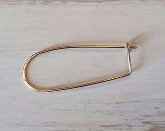 Pony Stitch Holder Giant safety pin style stitch holder.