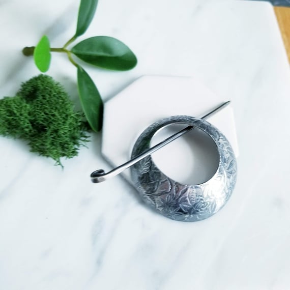 Floral Sterling Silver Shawl Brooch Circle Pin