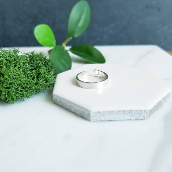 3mm Sterling Silver Toe Ring: Brushed Satin Finish, Adjustable