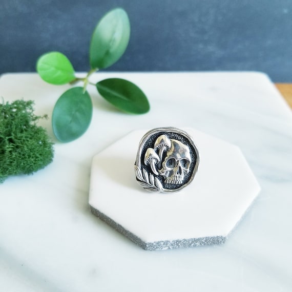 Sterling Silver Skull & Mushroom Tie Tack, Lapel Pin