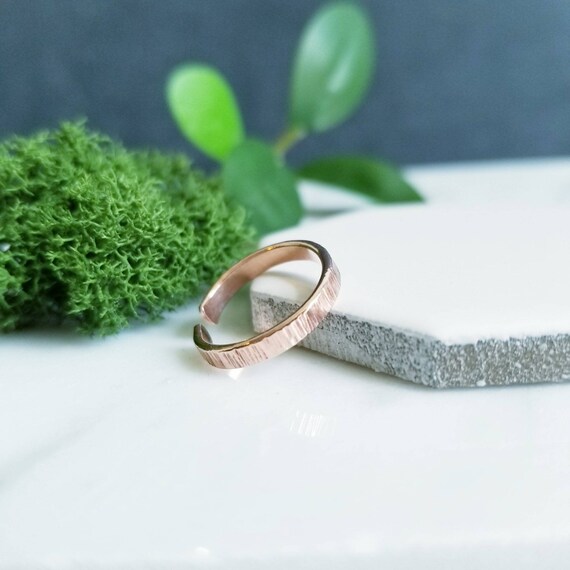 Copper Toe Ring- Striated- 3mm