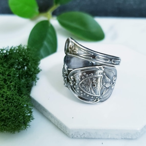 Oregon Souvenir Sterling Silver Spoon Ring - Handmade Boho State Ring