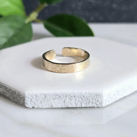Silk Texture- 3 mm Flat 14K Yellow Gold Fill Toe Ring